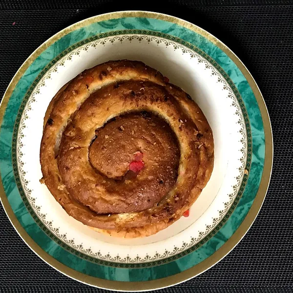 Roht sweet bread
